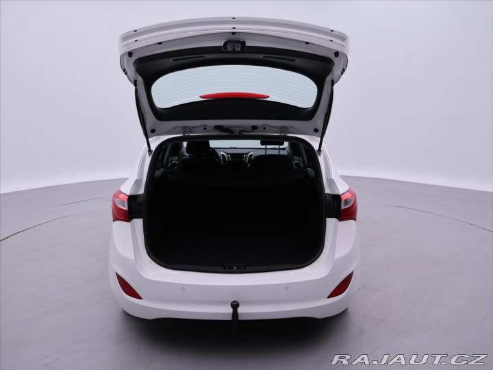 Hyundai i30 1,6 CRDi 81 kW Tažné Aut. 2014