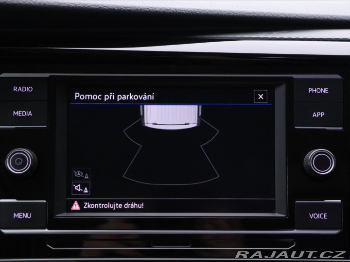 Volkswagen Caravelle 2,0 TDI 110kW CZ Tažné 2020