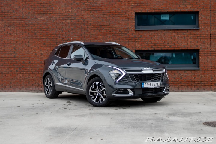 Kia Sportage 1.6 T-GDi MHEV/ GOLD/ Pe 2025