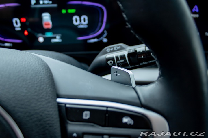 Kia Sportage 1.6 T-GDi MHEV/ GOLD/ Pe 2025