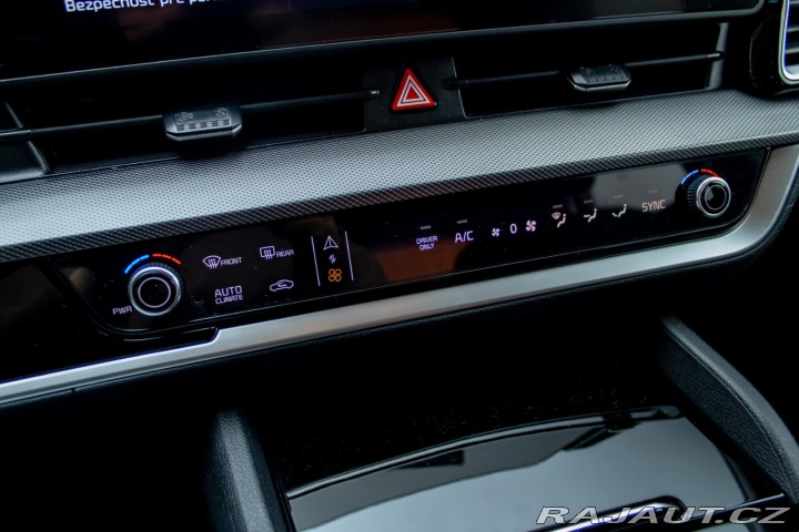 Kia Sportage 1.6 T-GDi MHEV/ GOLD/ Pe 2025