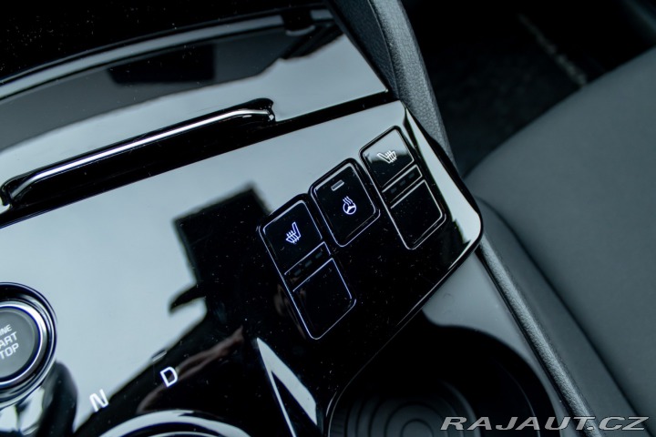 Kia Sportage 1.6 T-GDi MHEV/ GOLD/ Pe 2025