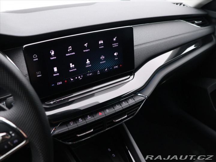 Škoda Octavia 1,5 TSI DSG Style Matrix 2023