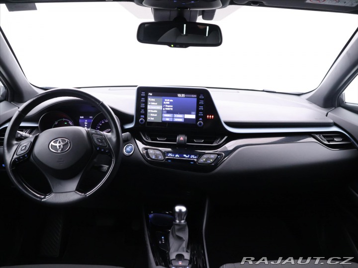 Toyota C-HR 2,0 E-CVT 112kW Executive 2020