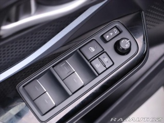 Toyota C-HR 2,0 E-CVT 112kW Executive 2020