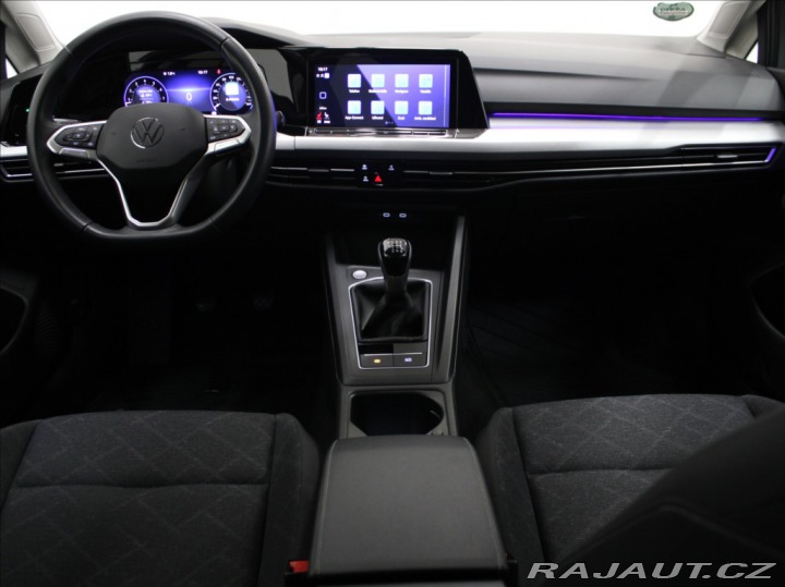 Volkswagen Golf 1,5 TSI Life Akční Cena! 2023