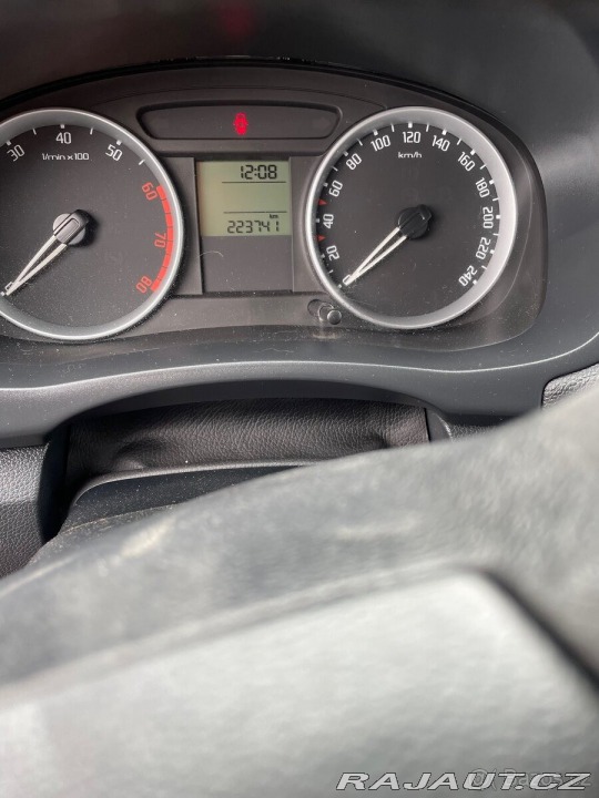 Škoda Fabia 1,2   44 kw, nová STK, kr 2007