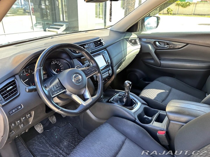 Nissan X-Trail 1,6   DIG-T koupeno v ČR 1800