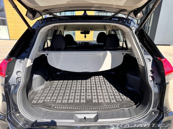 Nissan X-Trail 1,6   DIG-T koupeno v ČR 1800