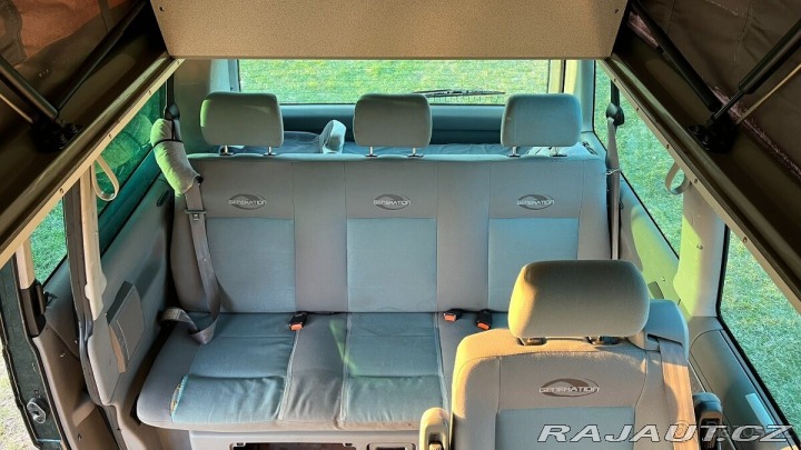 Volkswagen California 2,5   Generation 111kW r. 2000