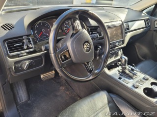 Volkswagen Touareg 3,0   TDi V6 193kw 4M R-L 2015