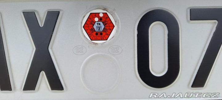 Volkswagen Touran 1,6   tdi dsg 2011