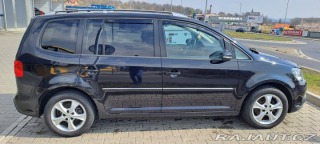 Volkswagen Touran 1,6   tdi dsg 2011