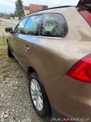 Volvo XC60 2,4   AWD, 120 kW, manuál 2009