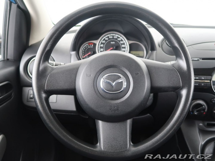 Mazda 2 1.3i,55kW,CZ,1Maj,Manuál 2012