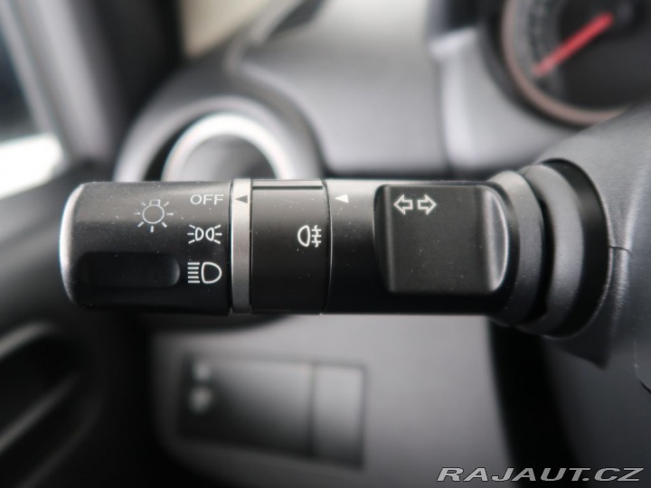 Mazda 2 1.3i,55kW,CZ,1Maj,Manuál 2012