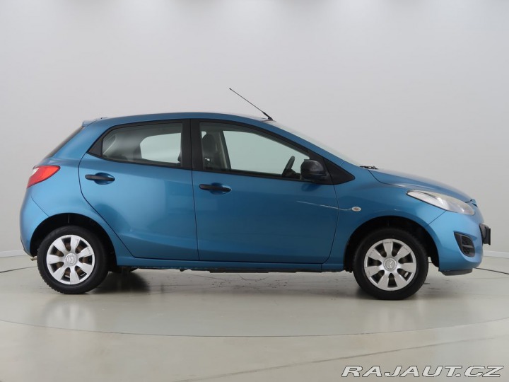 Mazda 2 1.3i,55kW,CZ,1Maj,Manuál 2012