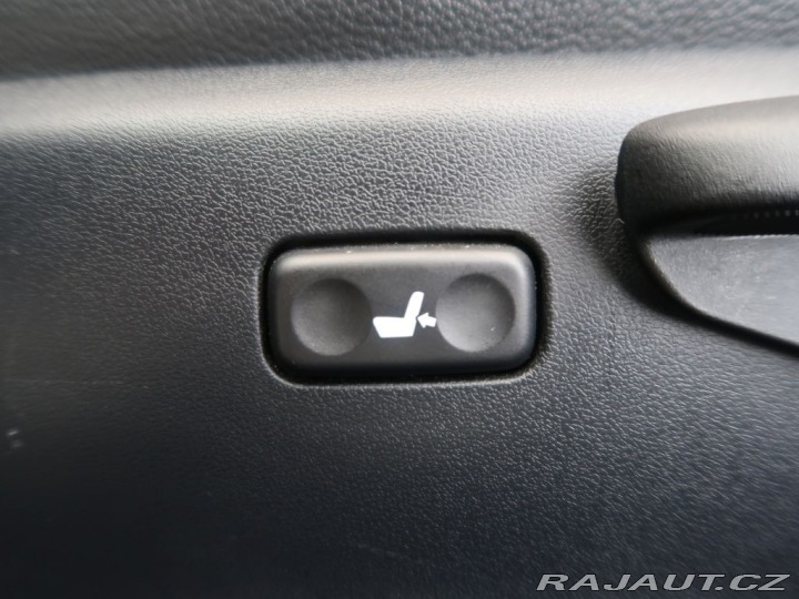 Toyota Auris 1.8Hybrid,CZ,1Maj,Executi 2015