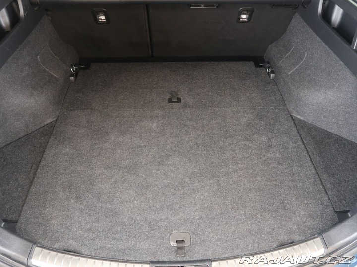 Toyota Auris 1.8Hybrid,CZ,1Maj,Executi 2015