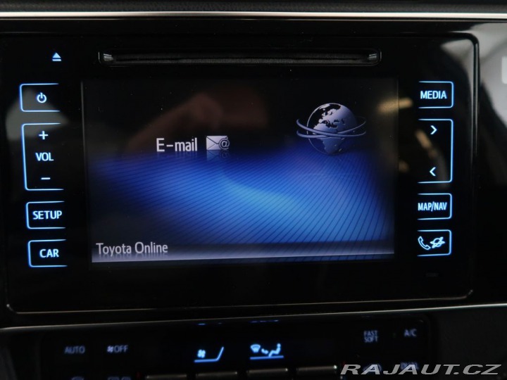 Toyota Auris 1.8Hybrid,CZ,1Maj,Executi 2015
