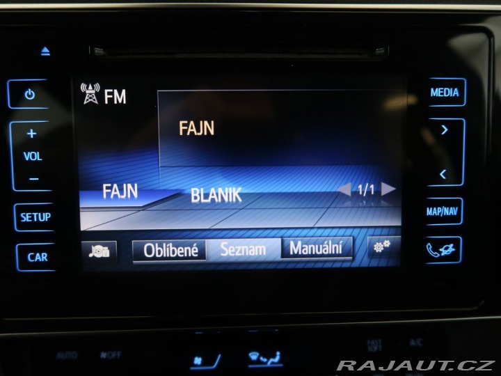 Toyota Auris 1.8Hybrid,CZ,1Maj,Executi 2015