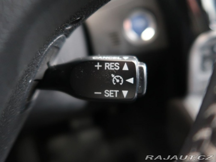 Toyota Auris 1.8Hybrid,CZ,1Maj,Executi 2015