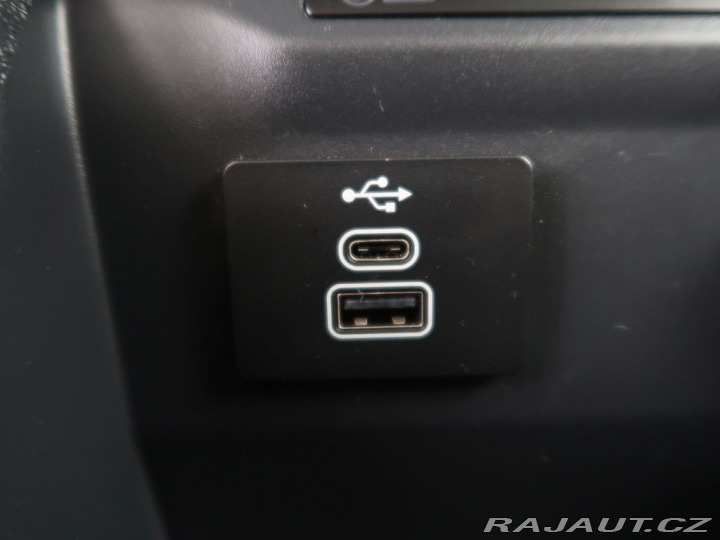 Ford Tourneo Courier 1.0EcoBoost,92kW,1Maj,Act 2024