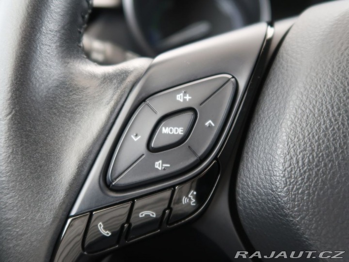 Toyota C-HR 1.8Hybrid,CZ,1Maj,Comfort 2019