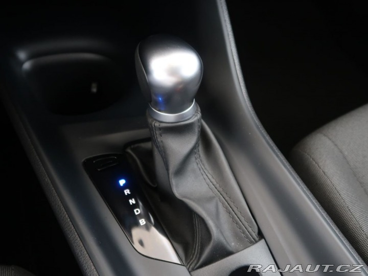 Toyota C-HR 1.8Hybrid,CZ,1Maj,Comfort 2019