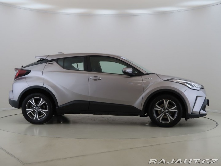 Toyota C-HR 1.8Hybrid,CZ,1Maj,Comfort 2019