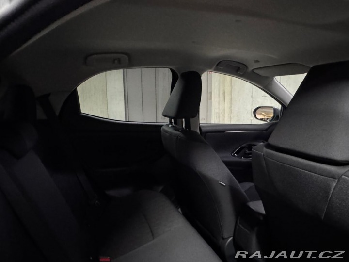 Toyota Yaris STYLE 1.5 Hybrid e-CVT ST 2025