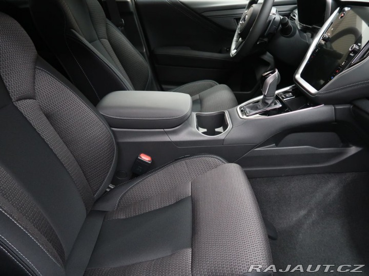 Subaru Outback 2.5i-L ES Com Poslední ša 2025