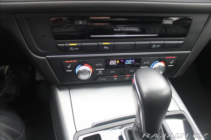 Audi A6 3,0 S-LINE FULL LED Matri 2015