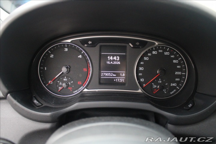 Audi A1 1,6 TDi 77kW Ambition 1800
