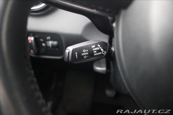 Audi A1 1,6 TDi 77kW Ambition 1800