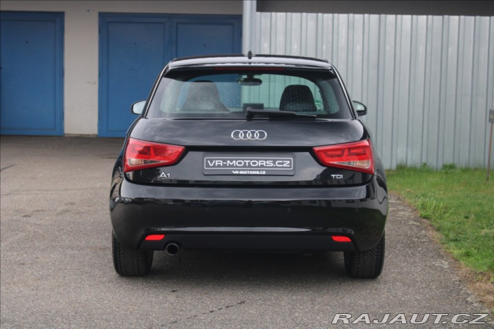 Audi A1 1,6 TDi 77kW Ambition 1800