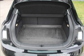 Audi A1 1,6 TDi 77kW Ambition 1800