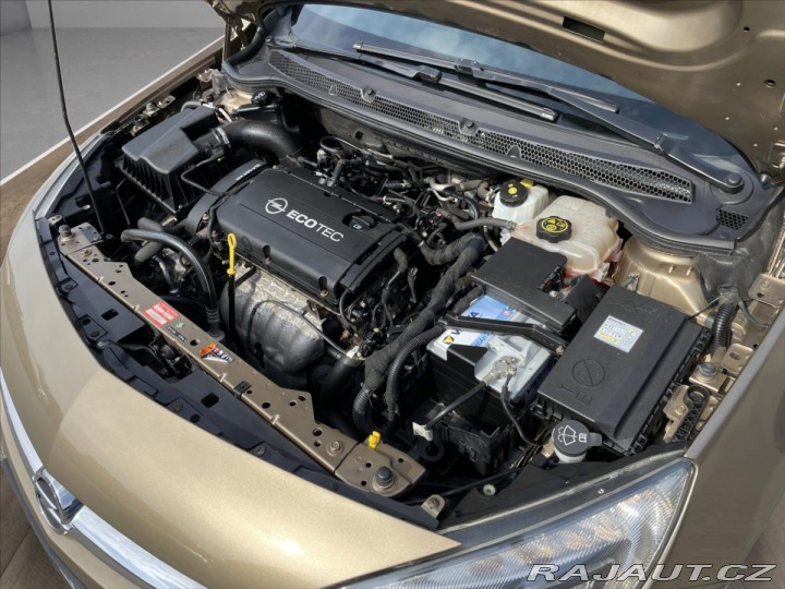 Opel Astra 1,6 16V D.Klima*PDC*Vyhř. 2014