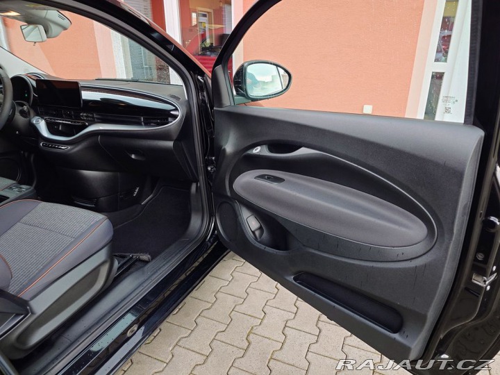 Fiat 500e Cabrio 87 kW REZERVACE 2022