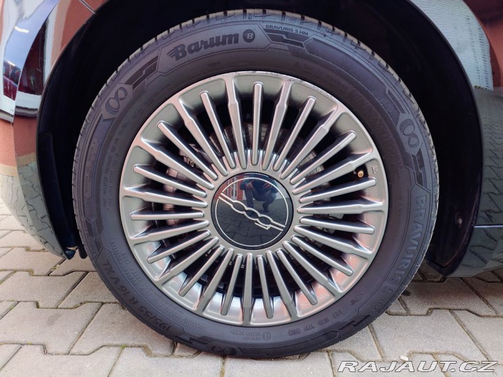 Fiat 500e Cabrio 87 kW REZERVACE 2022