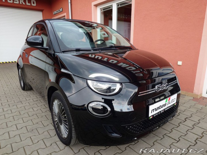 Fiat 500e Cabrio 87 kW REZERVACE 2022