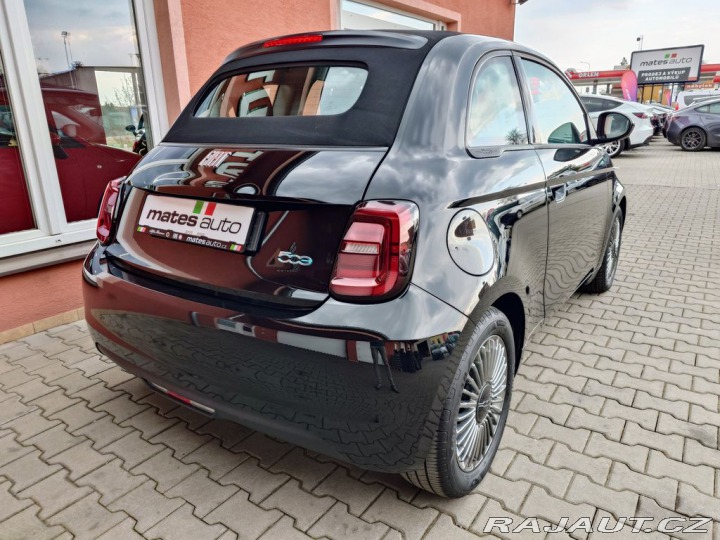 Fiat 500e Cabrio 87 kW REZERVACE 2022