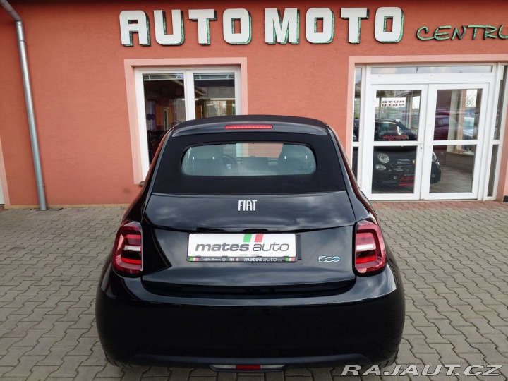 Fiat 500e Cabrio 87 kW REZERVACE 2022