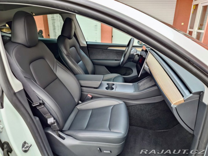 Tesla Model Y L.Range Dual Motor REZERV 2022