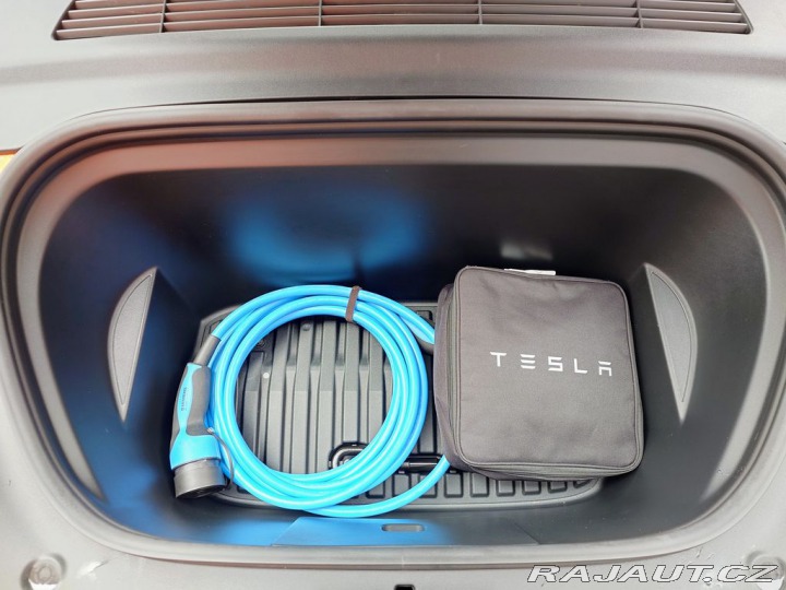 Tesla Model Y L.Range Dual Motor REZERV 2022