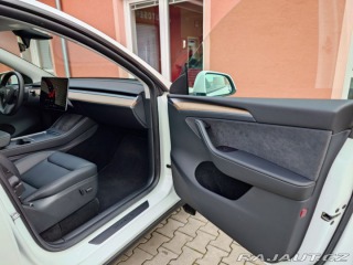 Tesla Model Y Long Range Dual Motor 378 2022