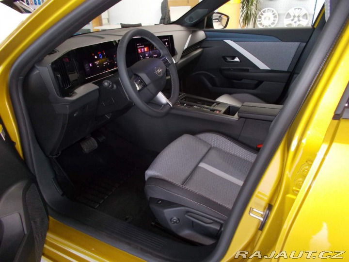 Opel Astra Nova Edition HB Hybrid 1. 2026