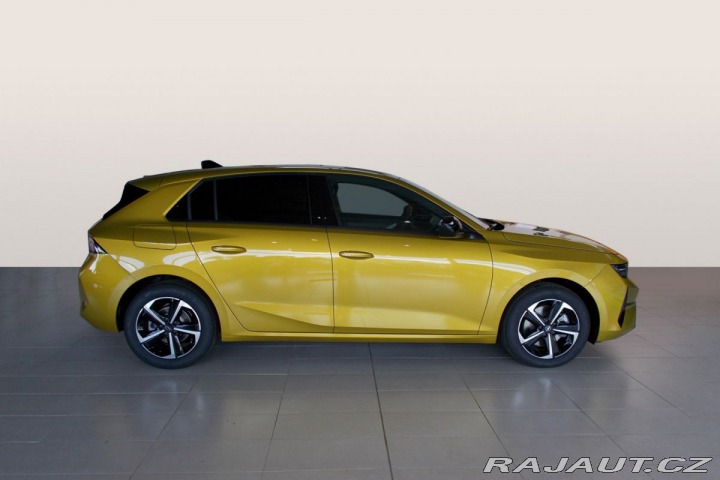 Opel Astra Nova Edition HB Hybrid 1. 2026