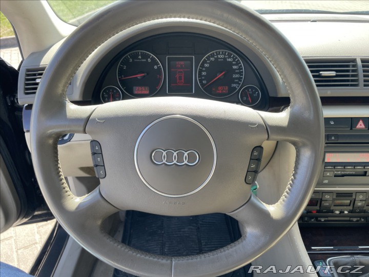 Audi A4 1,8 i Quattro Xenon 110kw 2002