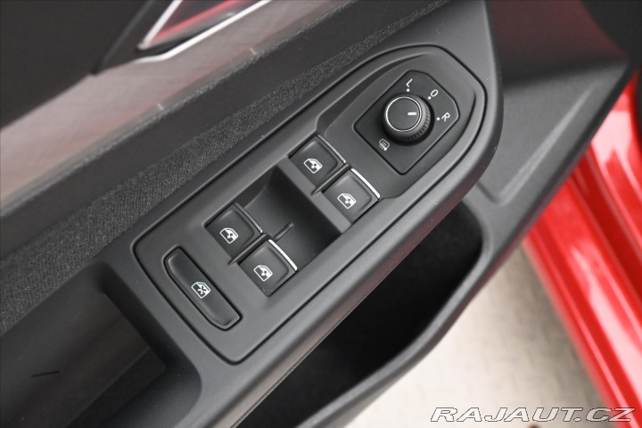 Volkswagen Golf 2,0 TDI 110kW DSG Life Zá 2023